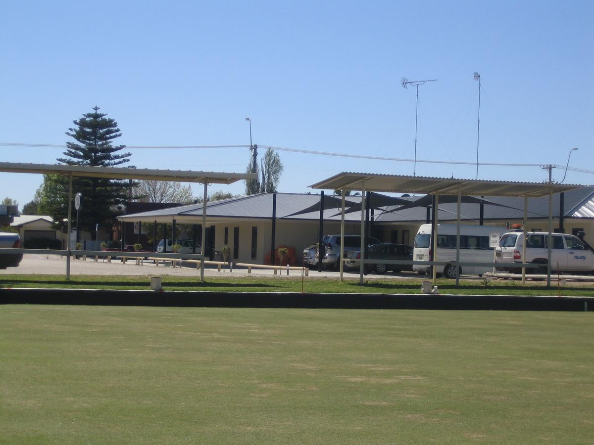 Balranald Club Motel Esterno foto